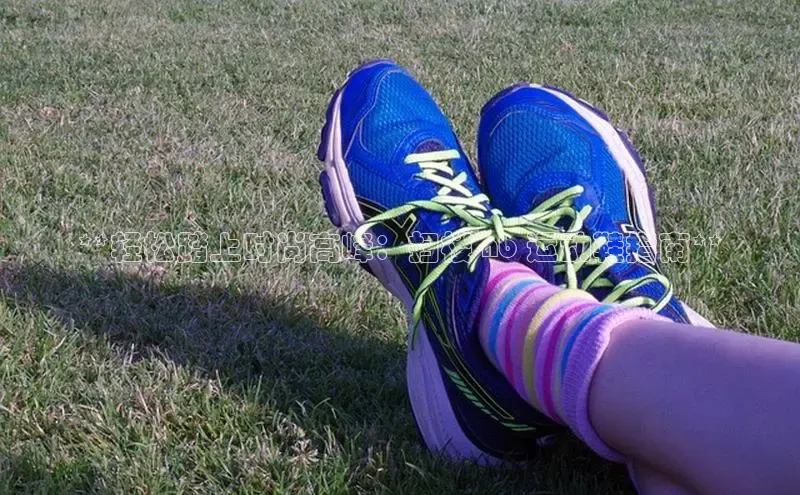 球速体育入口云创智行**轻松踏上时尚高峰：扫楼 nb 运动鞋指南**