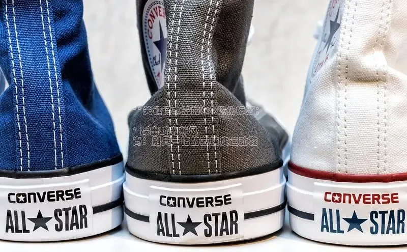 球速体育网页版登陆入口巴美列捷福**关键词丰富的SEO优化标题：**

* 踩出时尚新风
尚：别具一格的荔枝皮运动鞋